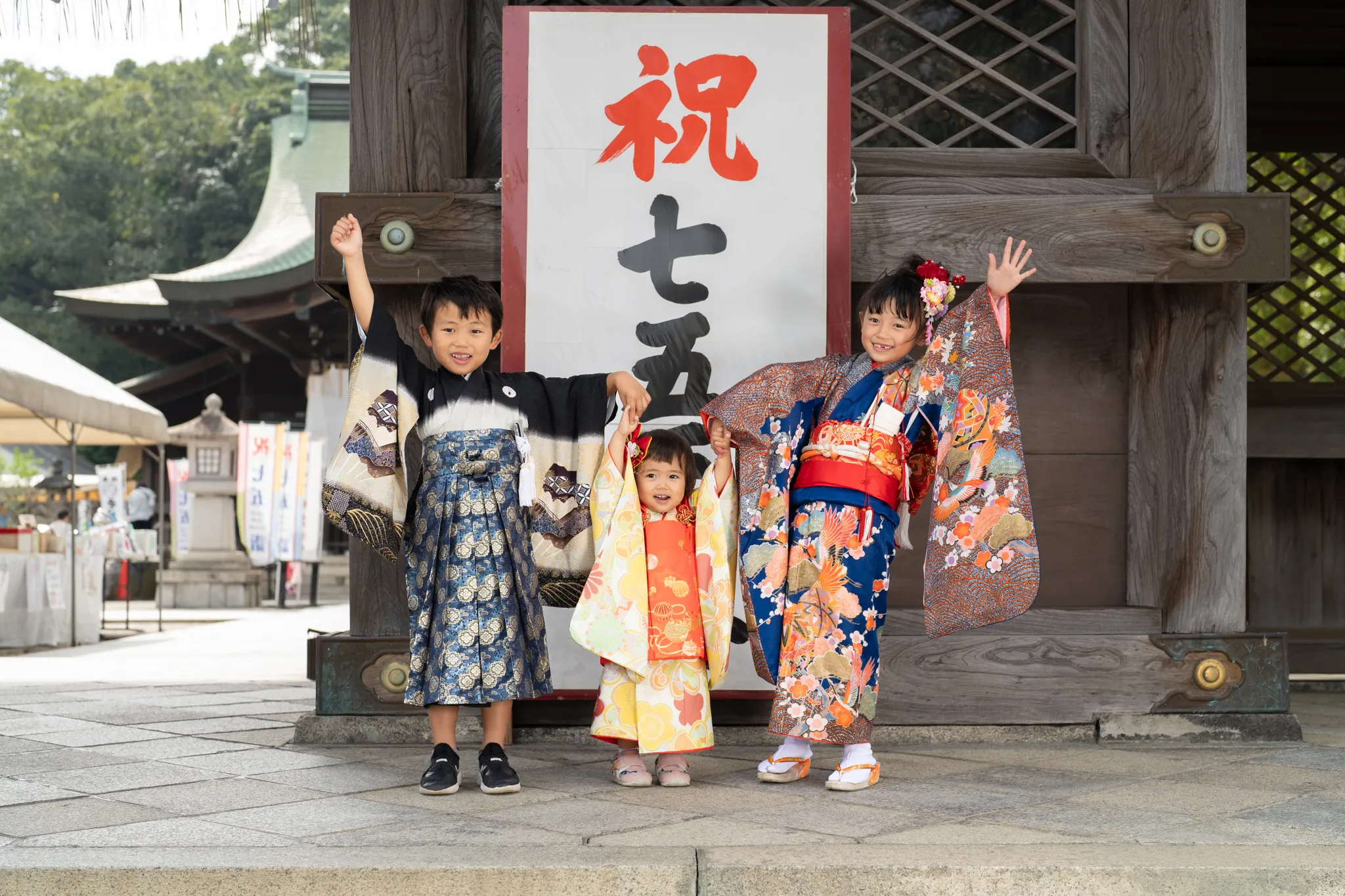 【福岡県直方市で家族写真撮影】３兄弟揃っての七五三です。7歳の女の子、5歳の男の子、1歳の女の子の撮影をさせていただきました。1