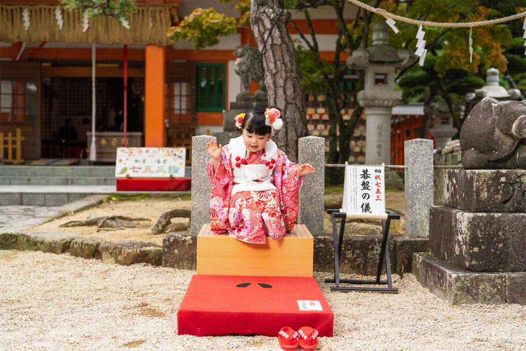 【福岡県福岡市早良区で家族写真撮影】３歳の女子です。お誕生日と重なり、特別なお祝いの一日となったようで、大変嬉しく思います。1
