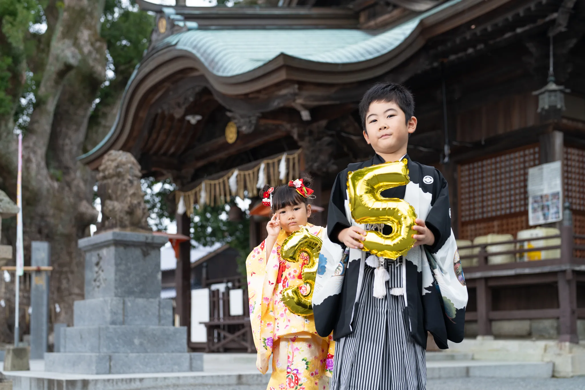 【福岡県朝倉市で家族写真撮影】３歳の女子、５歳の男子の兄弟です。とても仲の良いご兄弟で、特にお兄ちゃんの優しさが随所に感じられる撮影でした。3