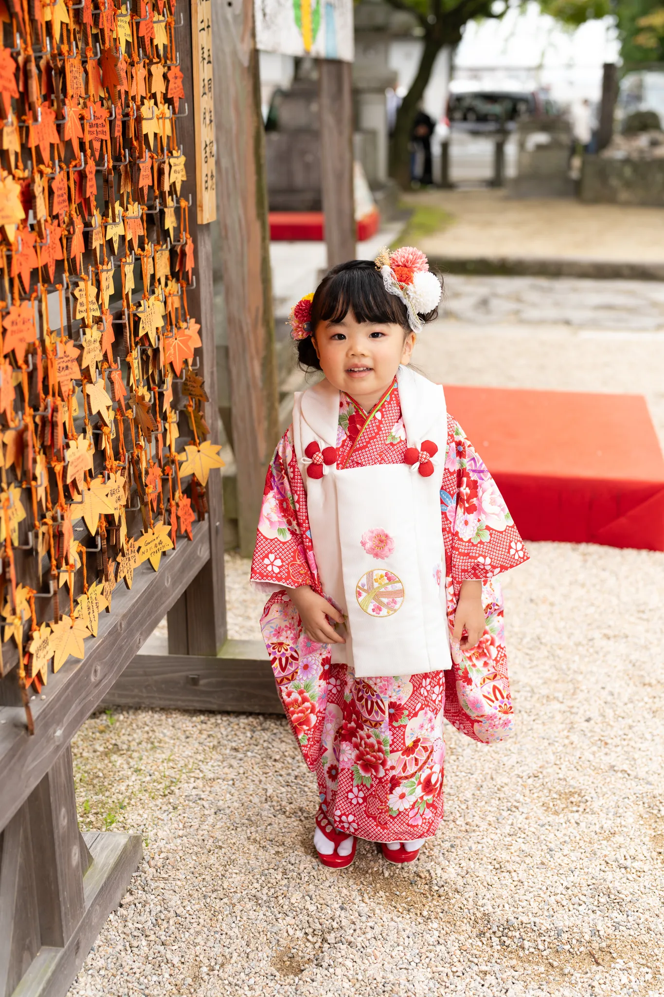 【福岡県福岡市早良区で家族写真撮影】３歳の女子です。お誕生日と重なり、特別なお祝いの一日となったようで、大変嬉しく思います。2
