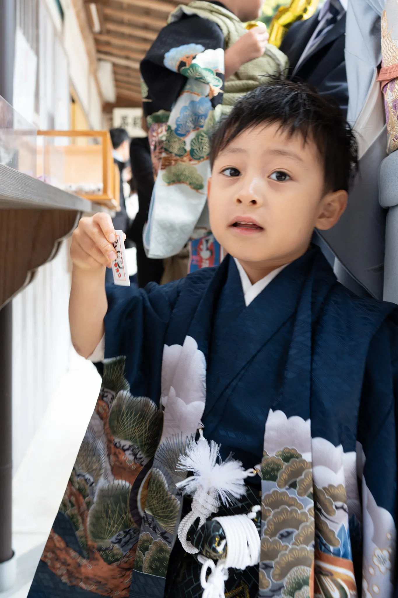 【福岡県春日市で家族写真撮影】３歳と５歳男子の兄弟です。やんちゃなお二人、とにかく元気いっぱいで、まるで止まることを知らないような撮影でした。2