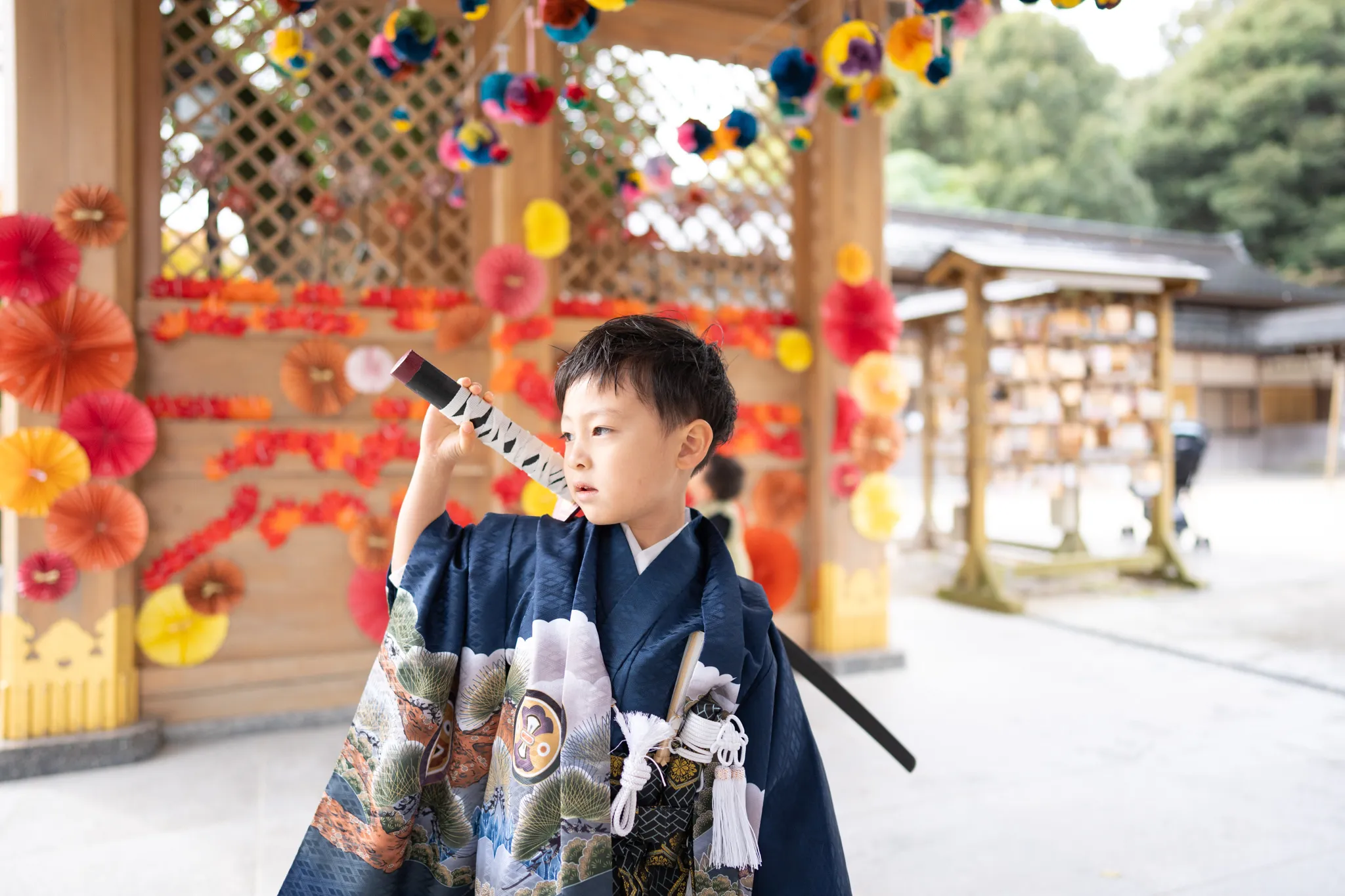 【福岡県春日市で家族写真撮影】３歳と５歳男子の兄弟です。やんちゃなお二人、とにかく元気いっぱいで、まるで止まることを知らないような撮影でした。6