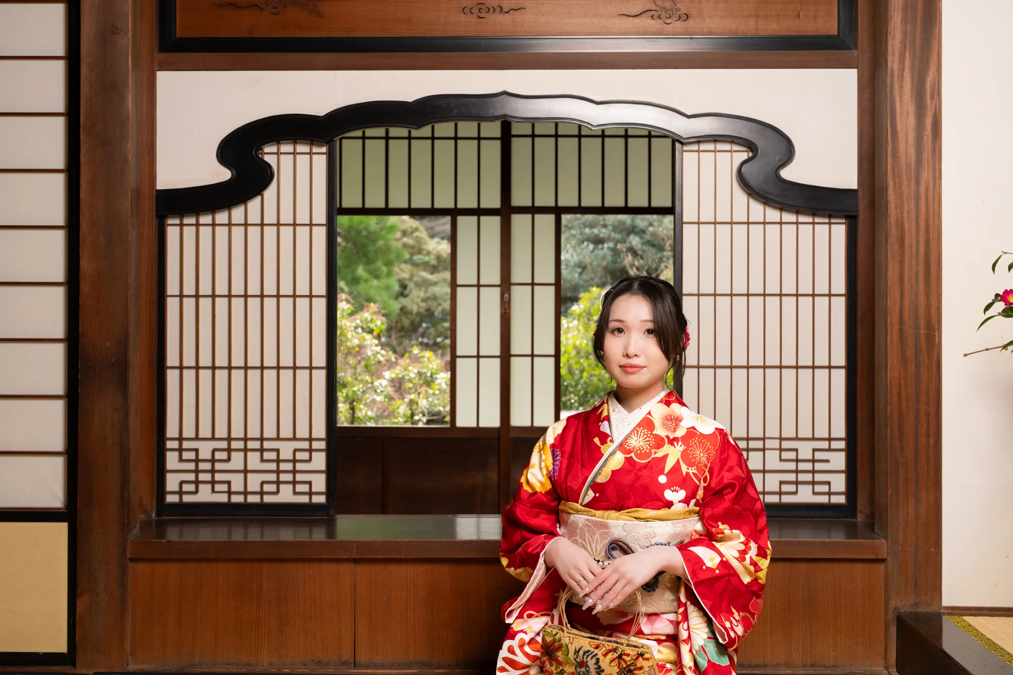 【山口県下関市で家族写真撮影】三姉妹の次女様の成人式撮影です。撮影の途中では、彼氏様もご一緒にいらっしゃり、楽しくカップル撮影も行いました。2