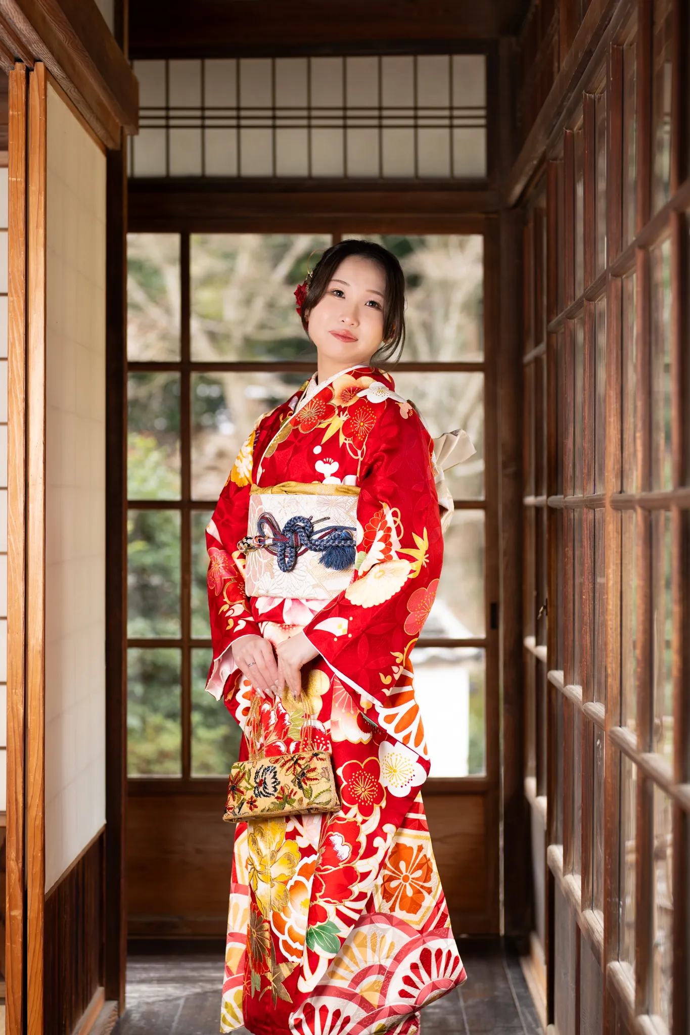 【山口県下関市で家族写真撮影】三姉妹の次女様の成人式撮影です。撮影の途中では、彼氏様もご一緒にいらっしゃり、楽しくカップル撮影も行いました。7