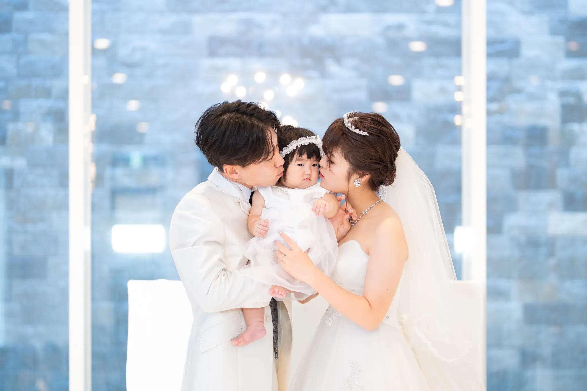 【福岡県久留米市で家族写真撮影】コロナで挙げられなかった結婚式。お二人のハレの日をお撮りすることができてよかったです。2